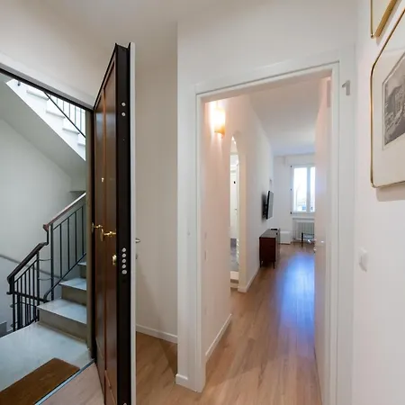 Apartment Housmart Corte Galluzzi 7/1 *