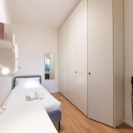 Apartment Housmart Corte Galluzzi 7/1 *