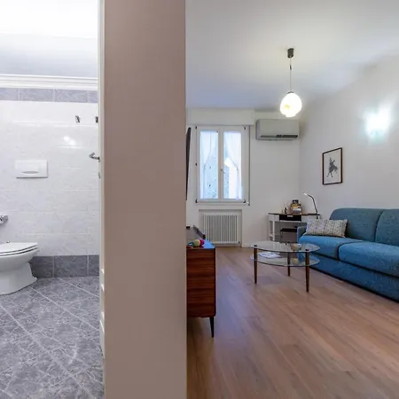 Housmart Corte Galluzzi 7/1 Apartment *