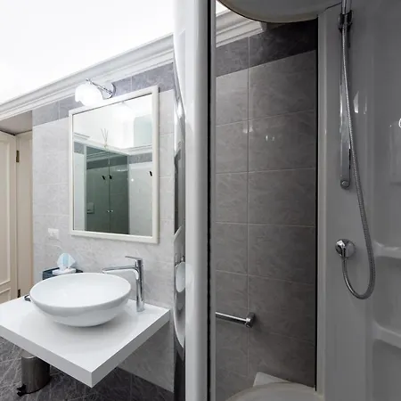 Apartment Housmart Corte Galluzzi 7/1