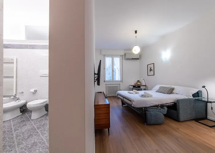 Housmart Corte Galluzzi 7/1 شقة