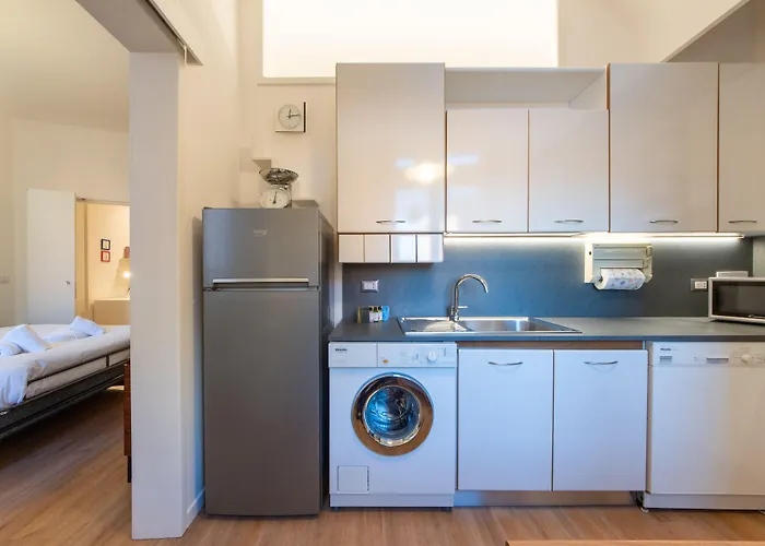 Housmart Corte Galluzzi 7/1 شقة