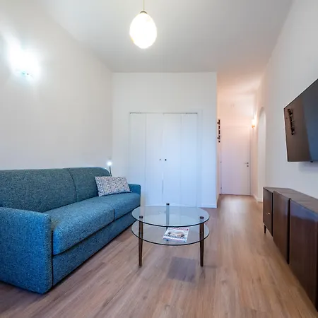 Housmart Corte Galluzzi 7/1 Bologna